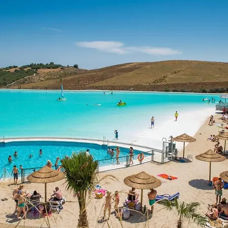 2214-modern With Private