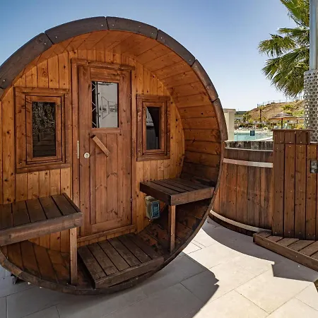 2214-modern With Private