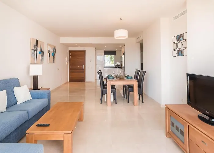 2214-modern With Private Estepona