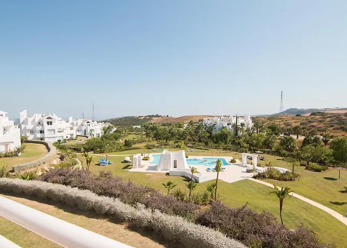 2214-modern With Private Estepona