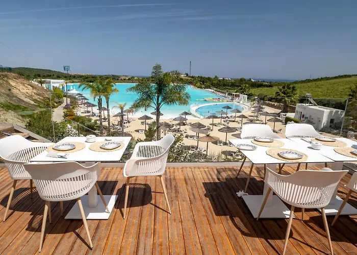 2214-modern With Private