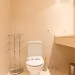 2214-modern With Private *