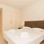 2214-modern With Private * Estepona